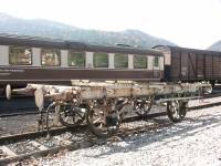 Le X ex TRN pr�t au transport, une fois son plancher d�mont�