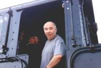 Un invit� de marque � bord ... mais n'a-t-il pas oubli� l'habit d'�poque ?